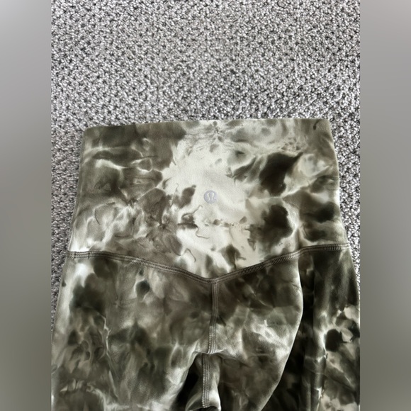 Lululemon leggings - Picture 5 of 5